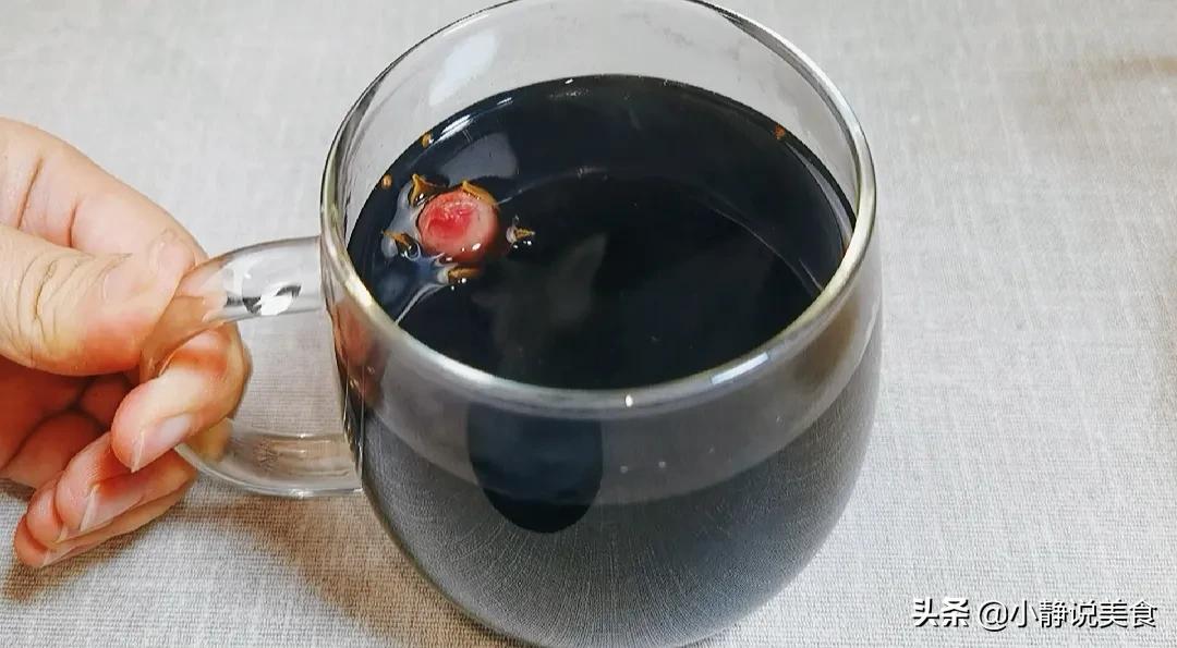 桑椹養(yǎng)顏茶，讓你看起來(lái)年輕20歲的秘訣，補(bǔ)血養(yǎng)顏抗衰老，必備哦